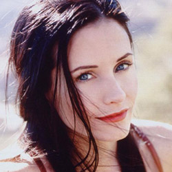 Courteney  Cox